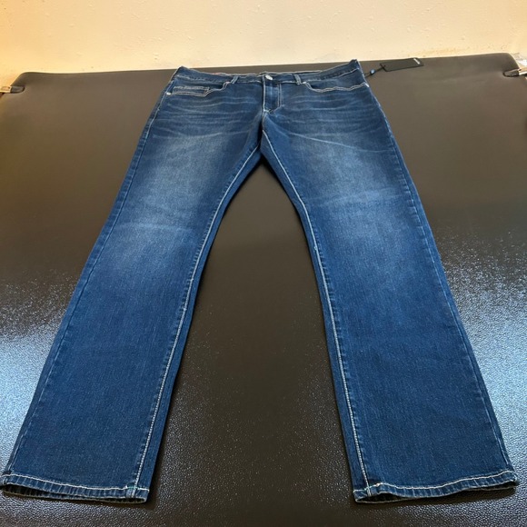 True Religion Jeans Relaxed Straight Medium Wash Denim Pants Blue